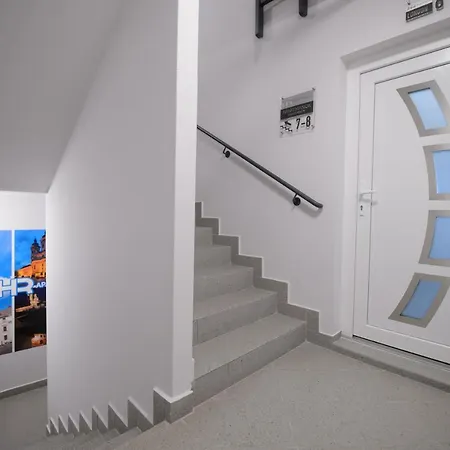 Hr Apartmanhaz Eger