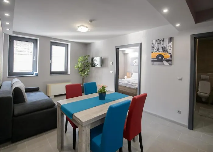 Apartment Hr Apartmanhaz *