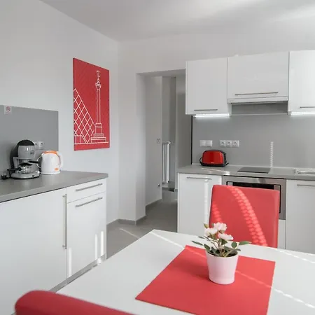 Hr Apartmanhaz 公寓