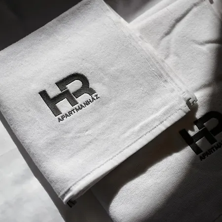 Hr Apartmanhaz 埃格尔