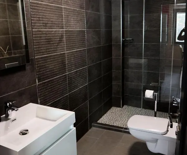 Hr Apartmanhaz Erlau