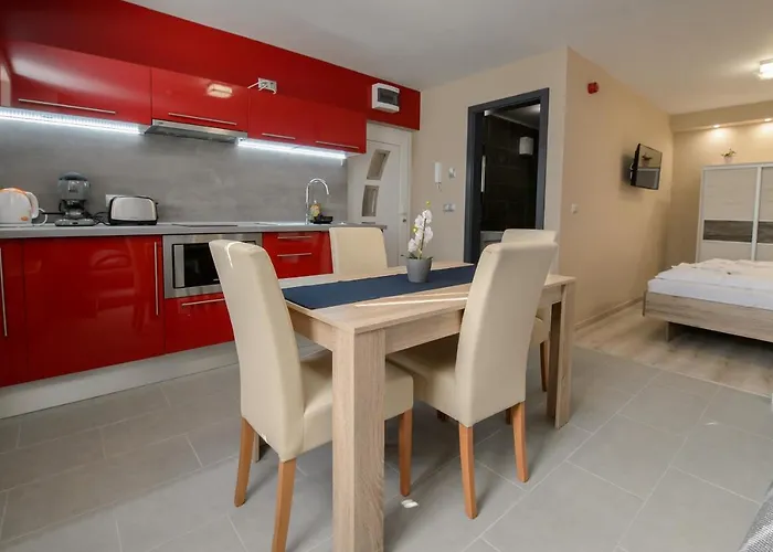 Hr Apartmanhaz Apartament Eger