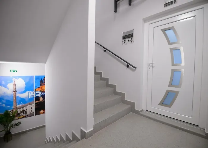 Hr Apartmanhaz Erlau